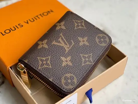 First bag ru LOUIS VUITTON COIN PURSE ZIPPY 0624